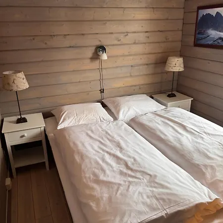 Bortersia * Sørvågen